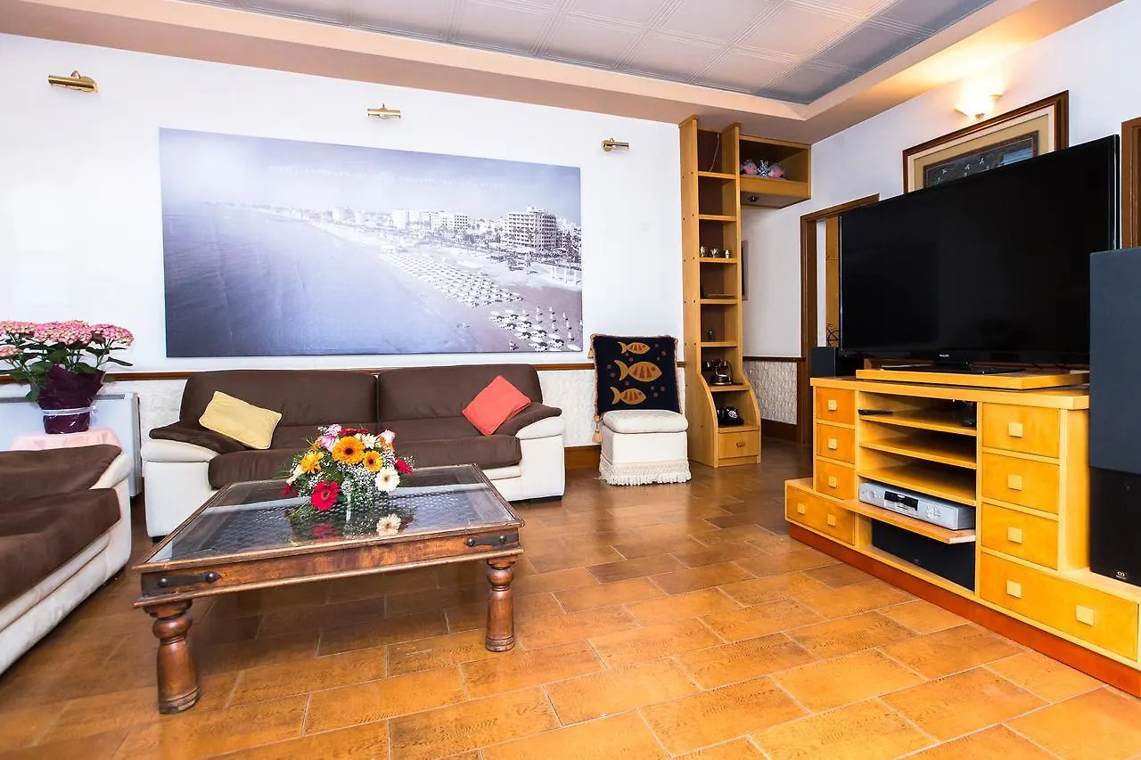 Casa vacanze Laila'S Promenade Villa Larnaca Cipro